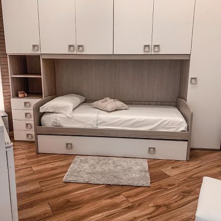 B&B Ma'Delina Settimo Milanese Buitenkant foto