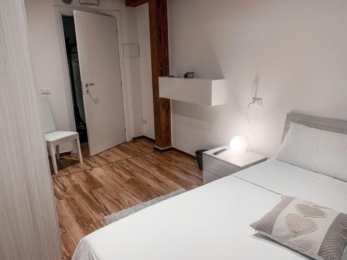 B&B Ma'Delina Settimo Milanese Buitenkant foto