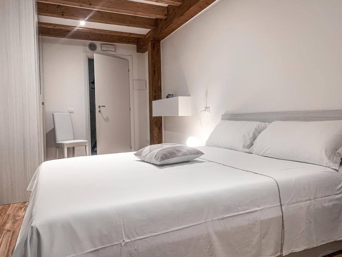 B&B Ma'Delina Settimo Milanese Buitenkant foto