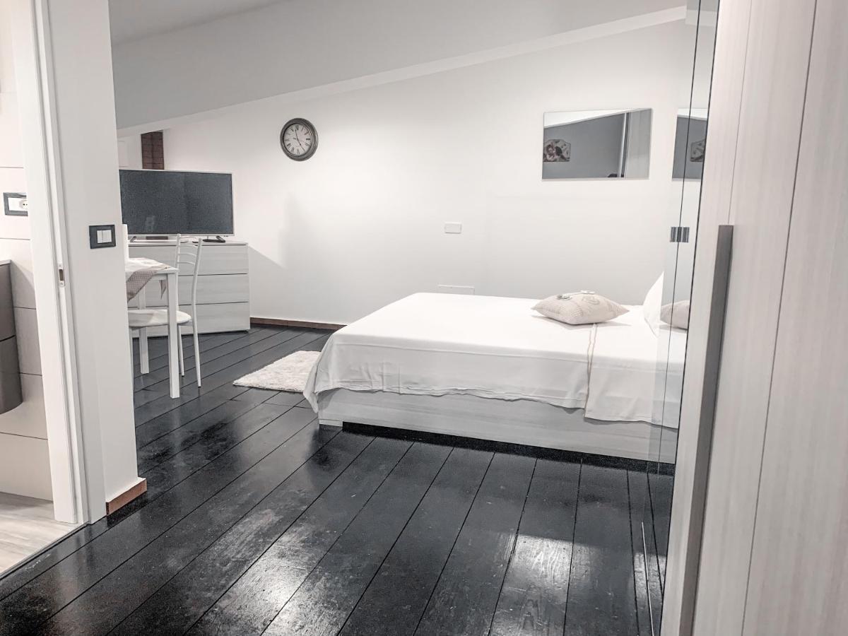B&B Ma'Delina Settimo Milanese Buitenkant foto