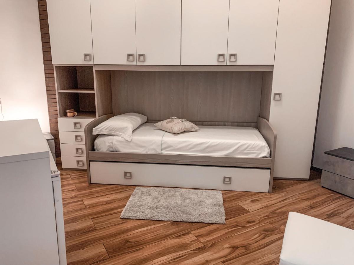 B&B Ma'Delina Settimo Milanese Buitenkant foto