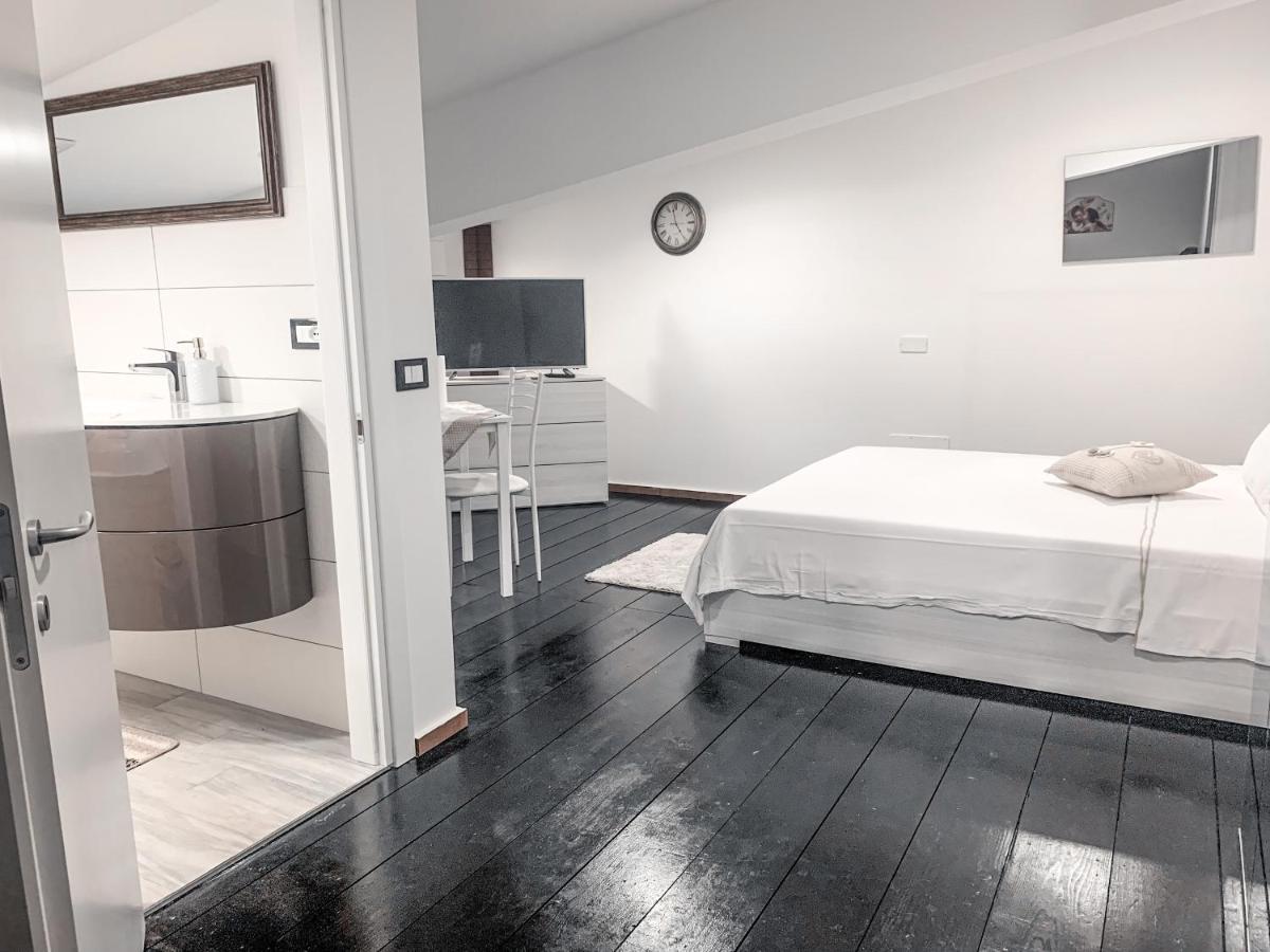 B&B Ma'Delina Settimo Milanese Buitenkant foto